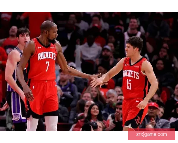 谢泼德重返首发助火箭大胜 乌度卡承诺未来几场围绕他展开进攻